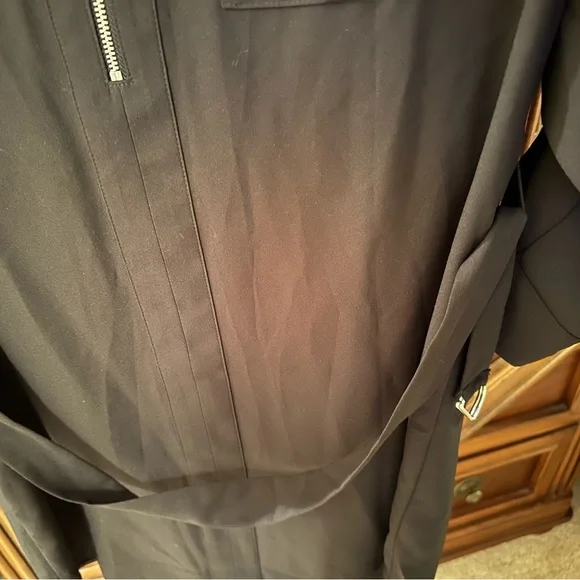 Black Express portofino shirt dress with zipper neck, size medium - Picture 3 of 4